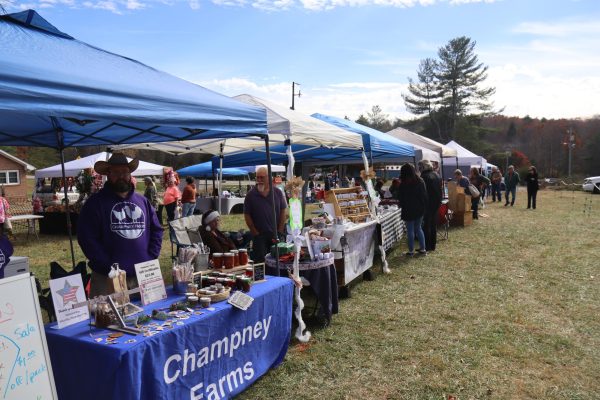 Thirty-three vendors and more than 300 people were on hand for Ferrum Forwards final Farmers Market of the season. 